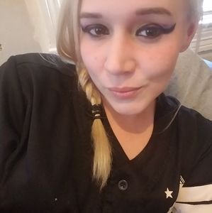 Meet your Posher, Aliesha